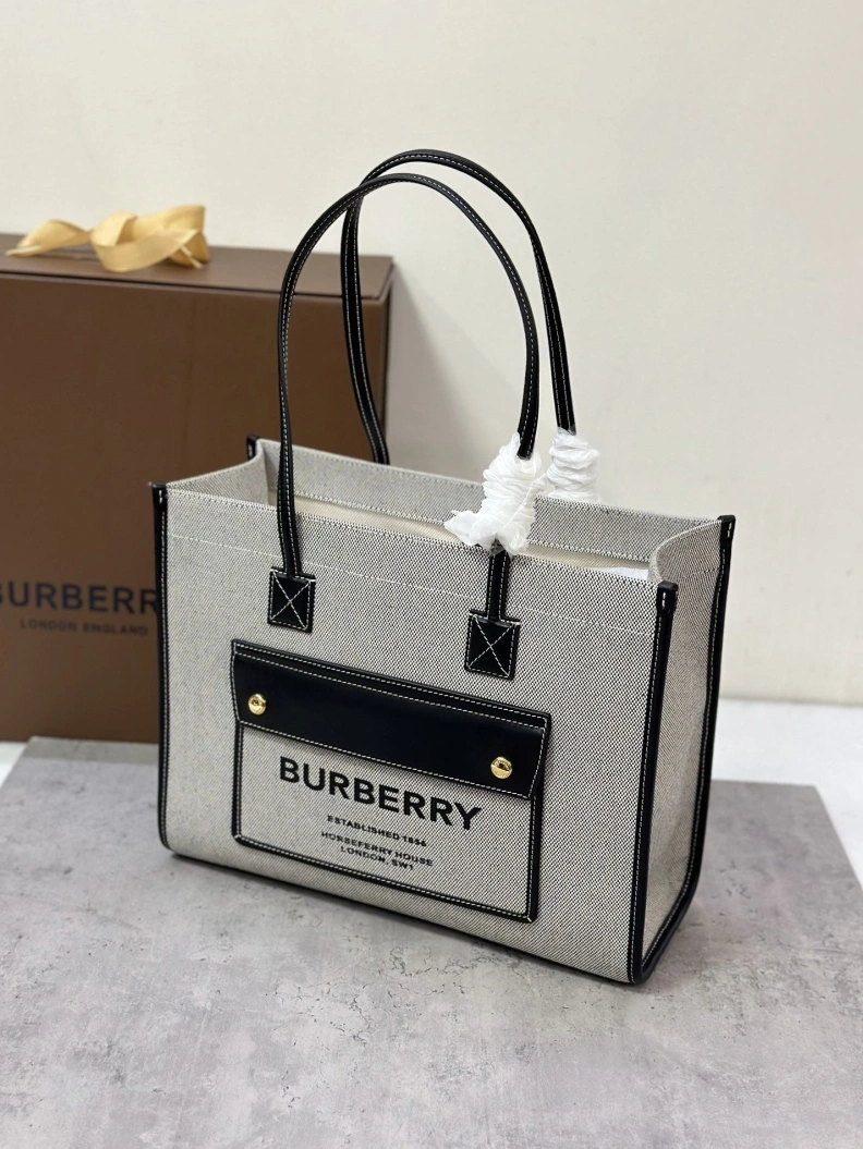 Durable Bxrbxrry Shopping Bags 75414