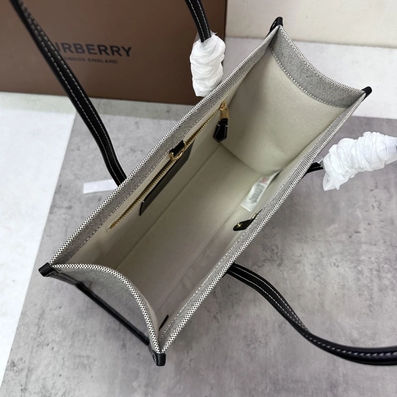 Durable Bxrbxrry Shopping Bags 75414