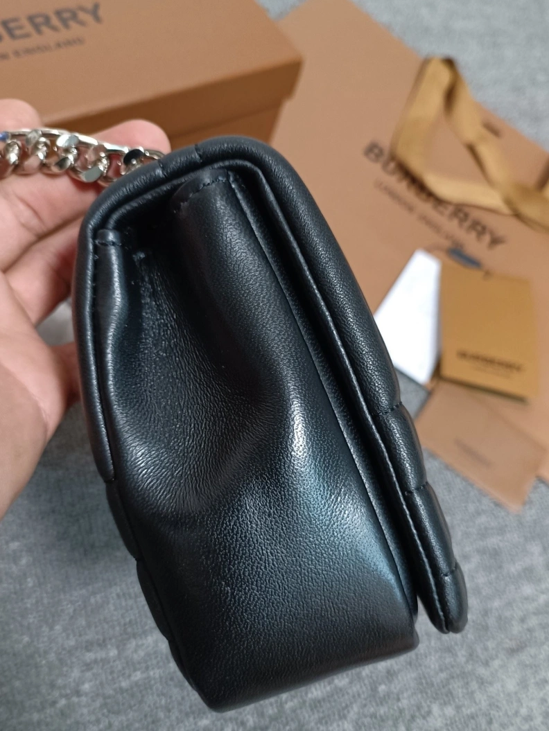 Elegant Bxrbxrry Satchel Bags 75555