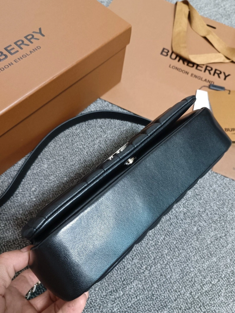 Elegant Bxrbxrry Satchel Bags 75555