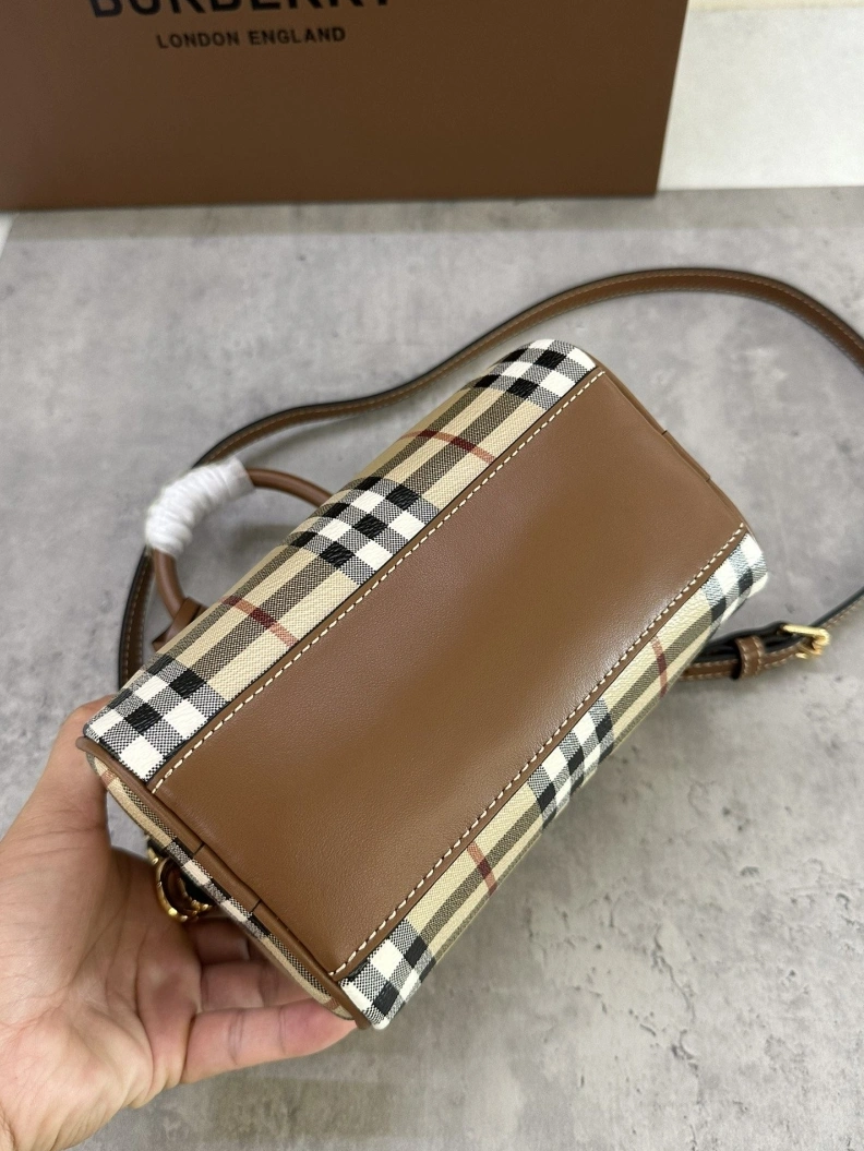 Bold Bxrbxrry Speedy Bags 75341