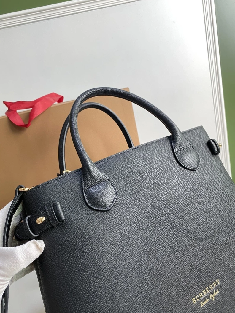 GoAnywhere Bxrbxrry Top Handle Bags 75329