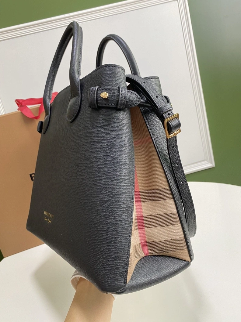 GoAnywhere Bxrbxrry Top Handle Bags 75329