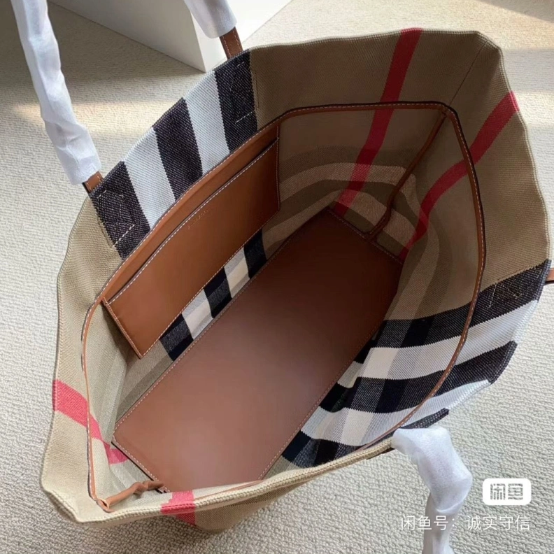 Bright Bxrbxrry Shopping Bags 75352