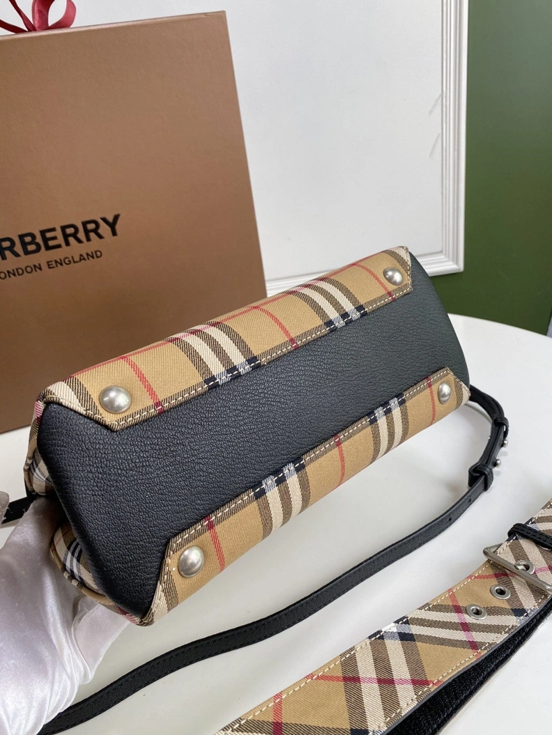 Cozy Bxrbxrry Top Handle Bags 75284