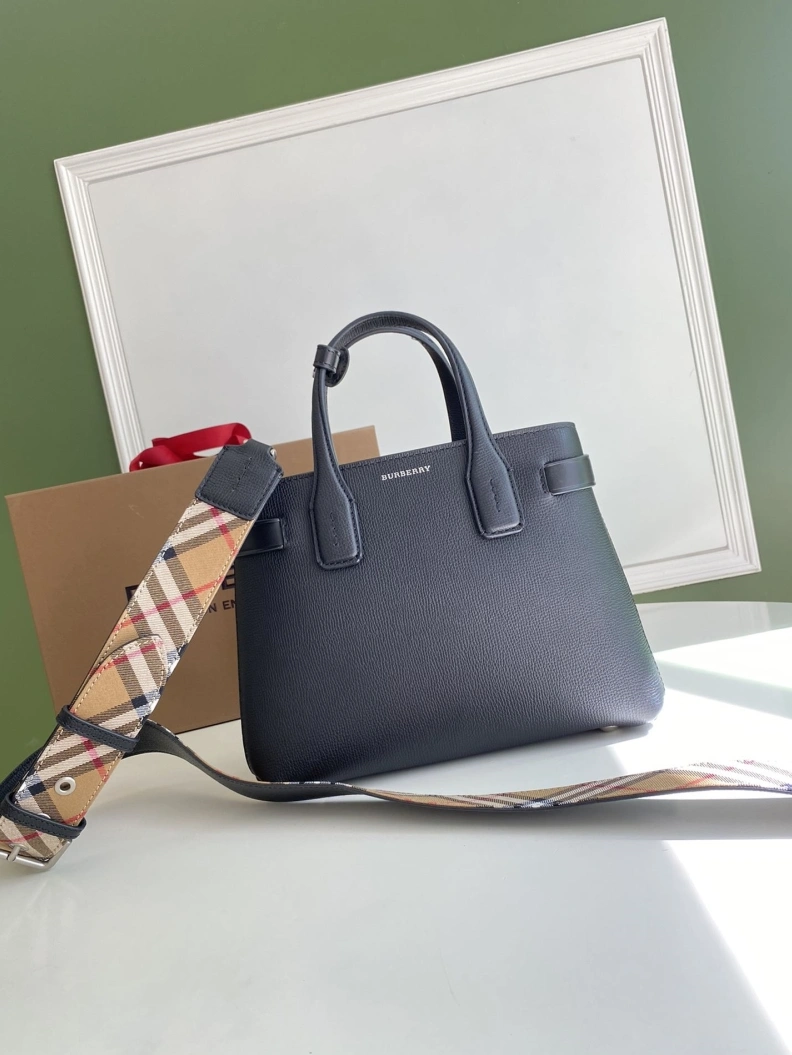 Comfortable Bxrbxrry Top Handle Bags 75310