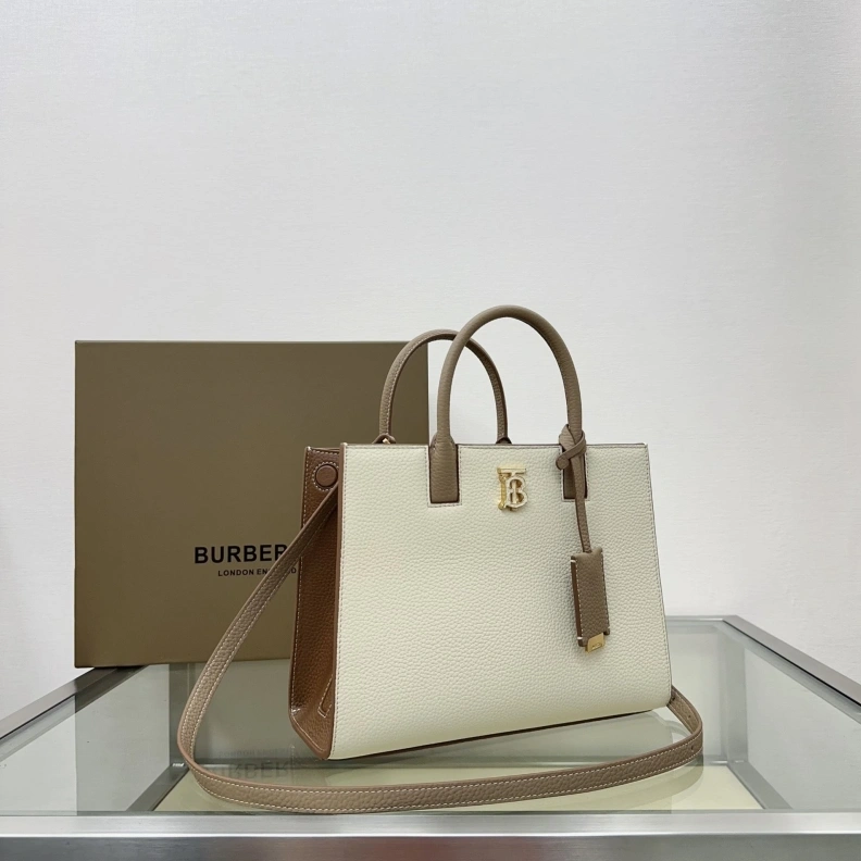 Sleek Bxrbxrry Shopping Bags 75388