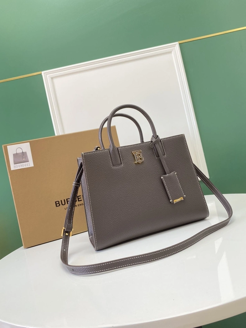 WellDesigned Bxrbxrry Shopping Bags 75387