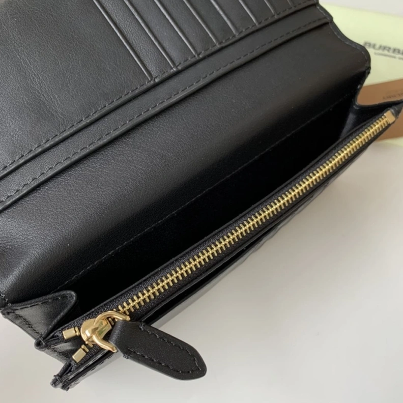 WellDesigned Bxrbxrry Wallets & Purse 75248