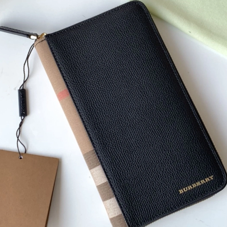 Elegant Bxrbxrry Wallets & Purse 75240
