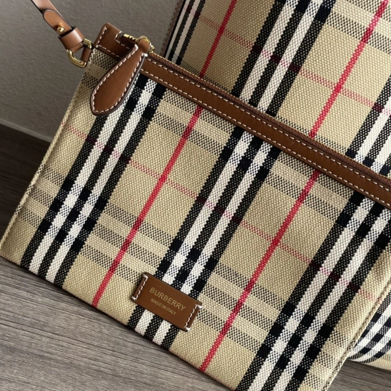 WellDesigned Bxrbxrry Shopping Bags 75375