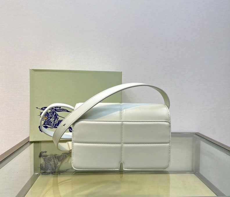 WellDesigned Bxrbxrry Satchel Bags 75389