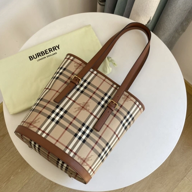 Bright Bxrbxrry Bucket Bags 75583