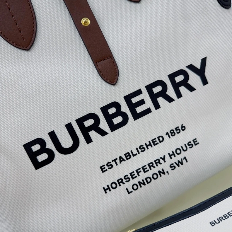 Trendy Bxrbxrry Shopping Bags 75313