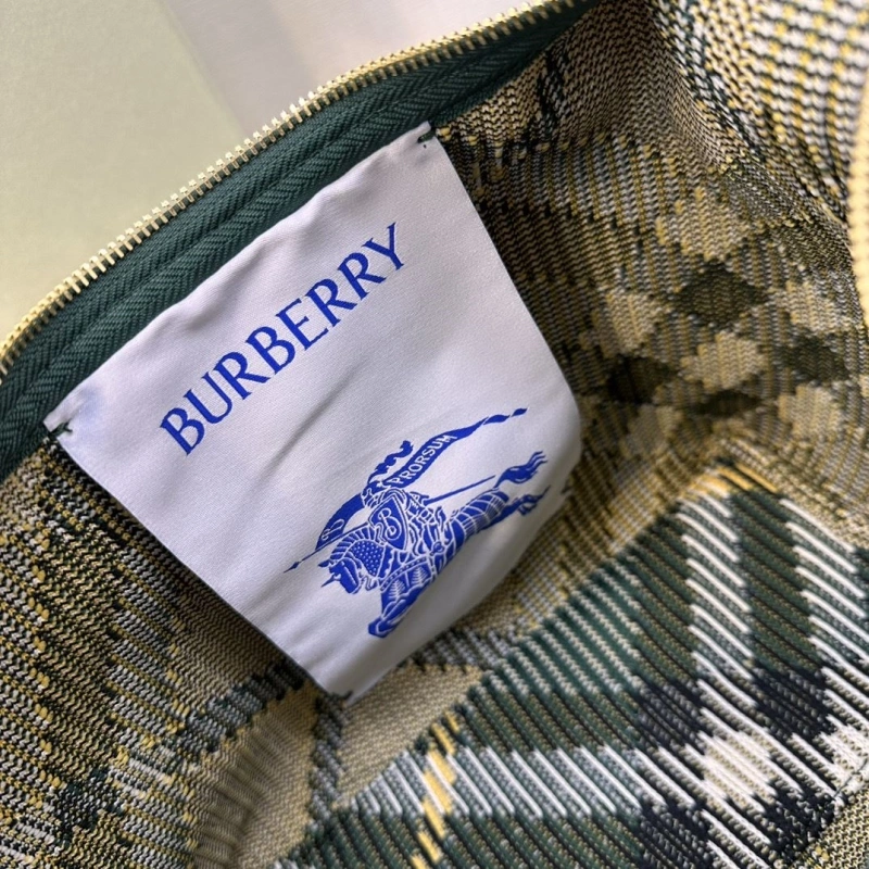 SportInspired Bxrbxrry Top Handle Bags 75131
