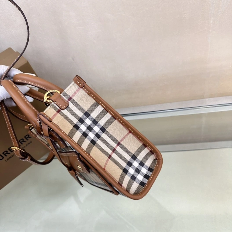 Bold Bxrbxrry Shopping Bags 75163