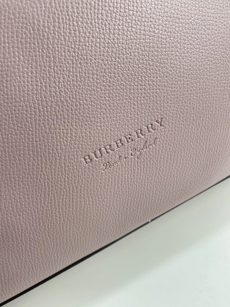 ModernLook Bxrbxrry Shopping Bags 75146