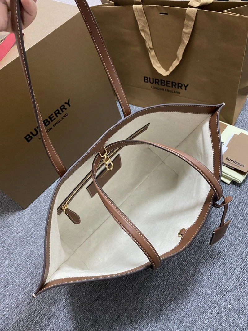 Sophisticated Bxrbxrry Shopping Bags 75105