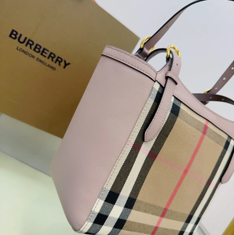 EyeCatching Bxrbxrry Shopping Bags 75096