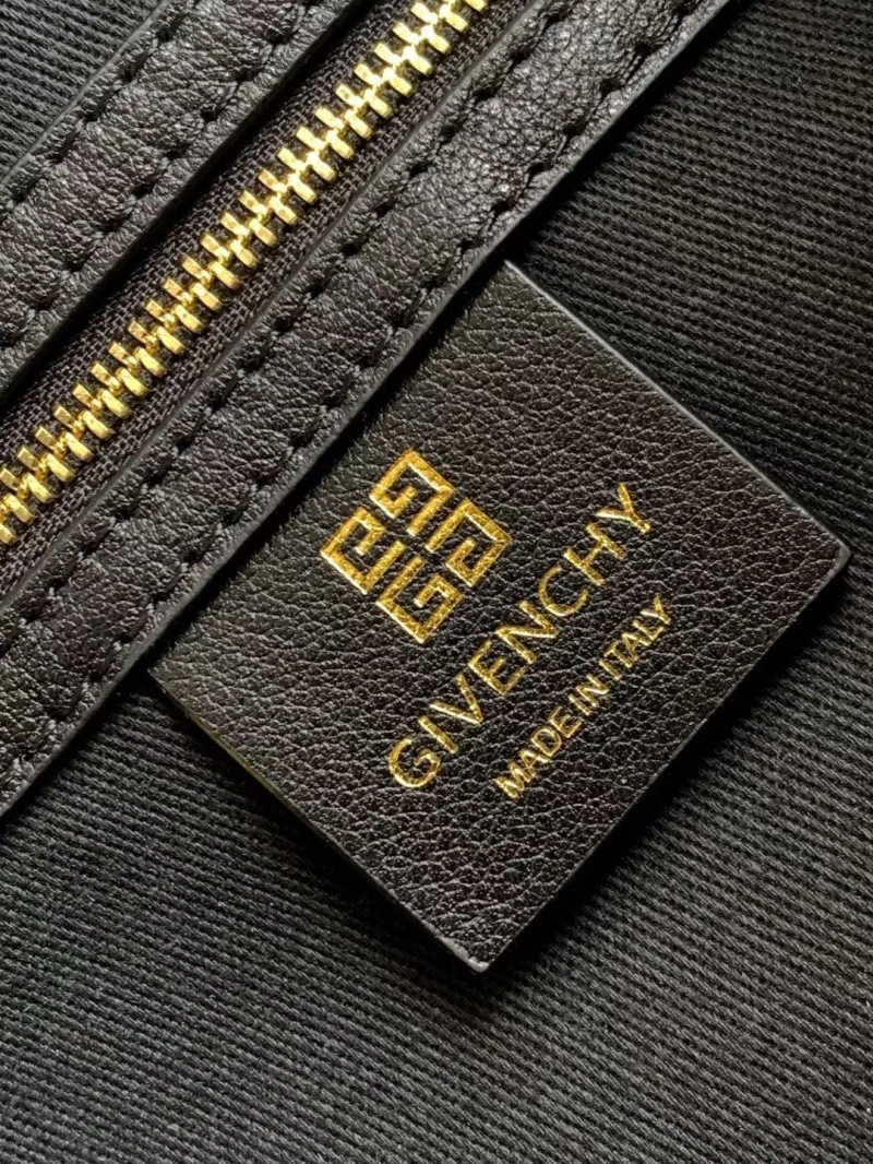 Cozy Gxvxnchy Handle Bags 83712