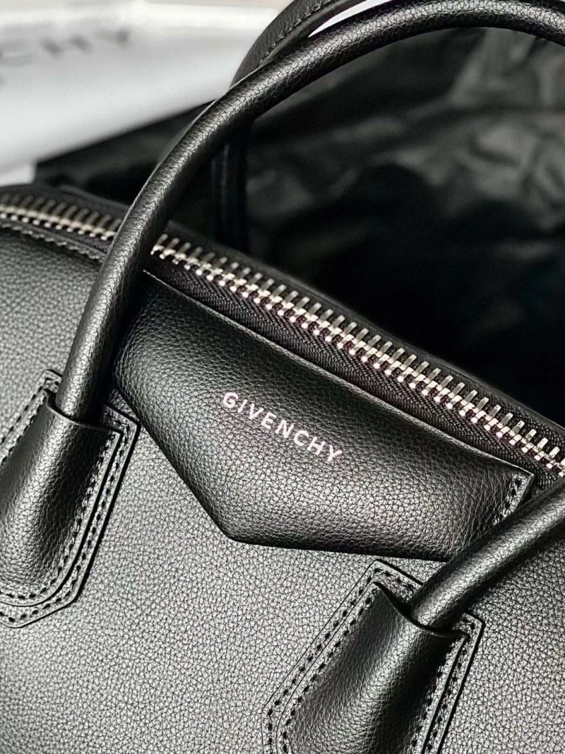 Gxvxnchy Handle Bags EasyMatch 83697