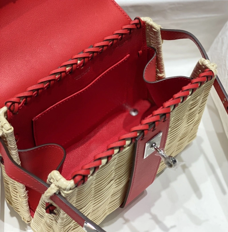 Reliable Hxrmxs Top Handle Bags 73477