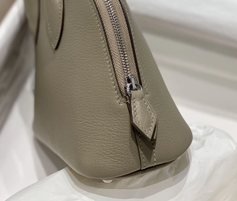 Resilient Hxrmxs Top Handle Bags 71211