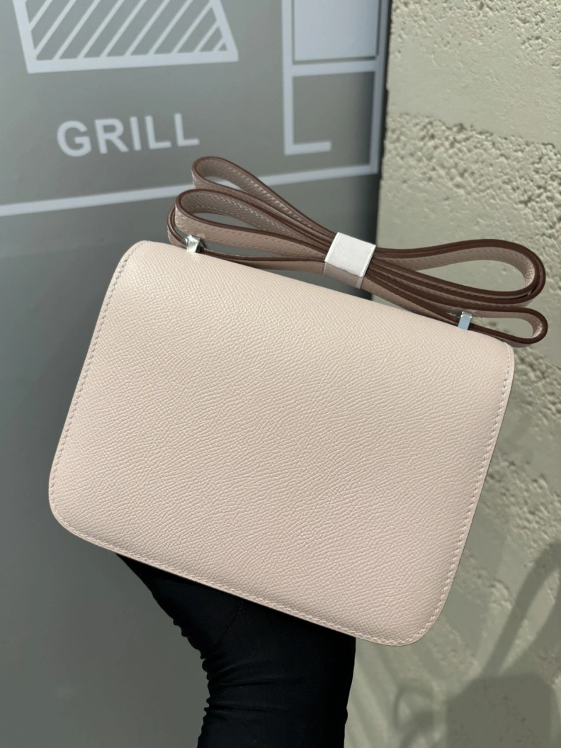 Efficient Hxrmxs Constance Bags 72041