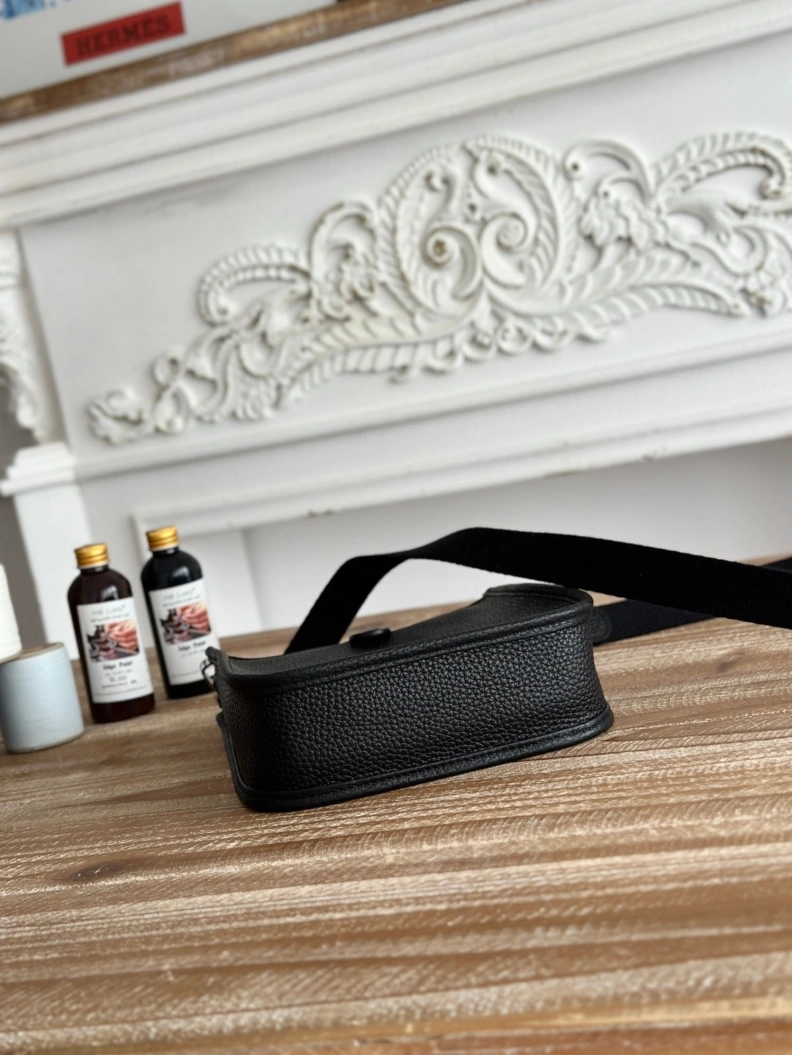 WellDesigned Hxrmxs Satchel Bags 71394