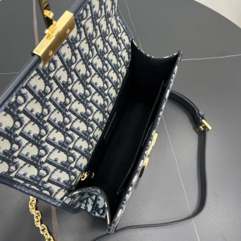 Dxxr Satchel bags Affordable 61140