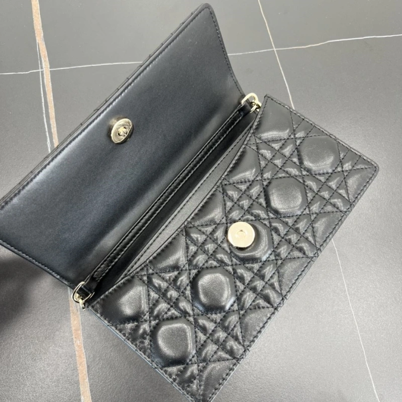 UrbanStyle Dxxr Top Handle Bags 61089