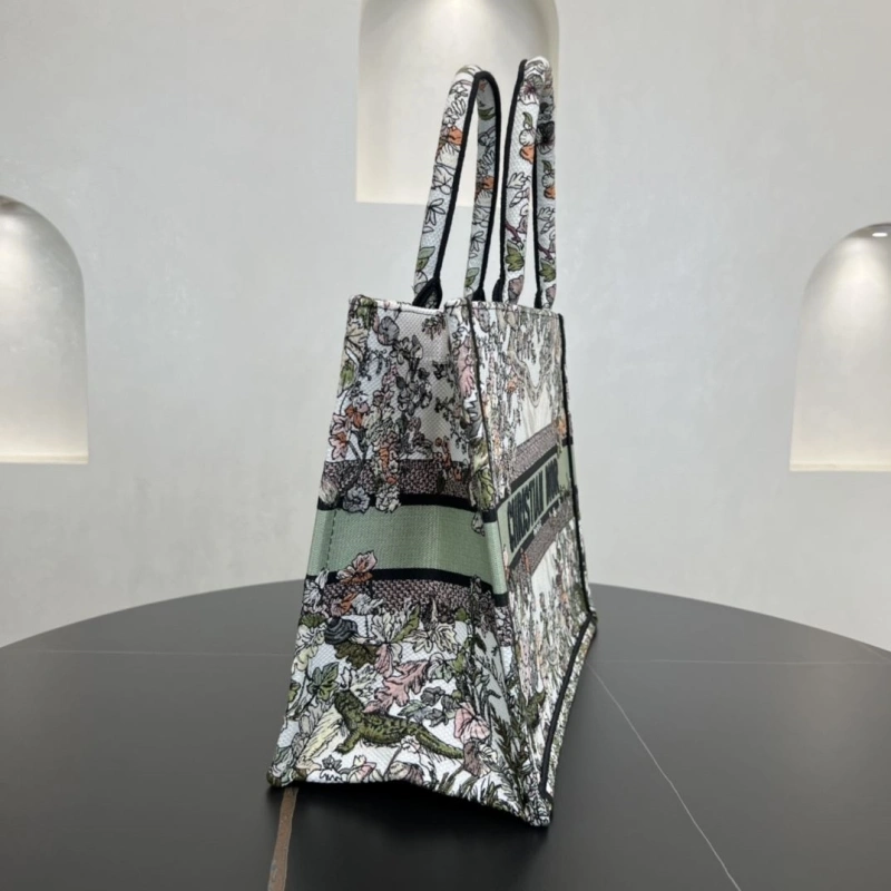 EyeCatching Dxxr Shopping Bags 61095