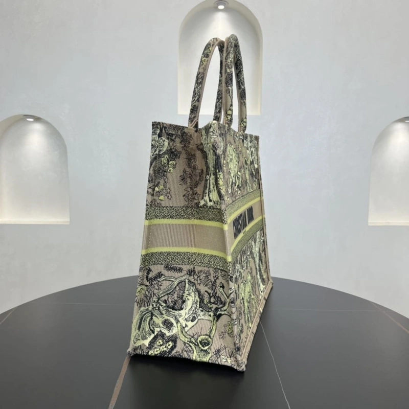 StreetReady Dxxr Shopping Bags 61086