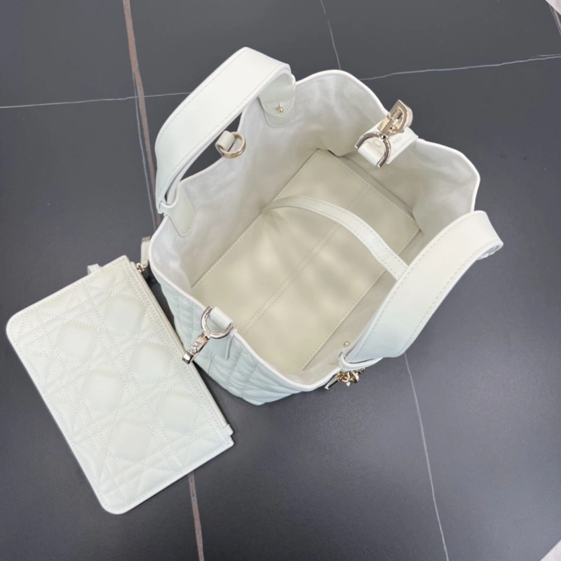 Trendy Dxxr Shopping Bags 61077