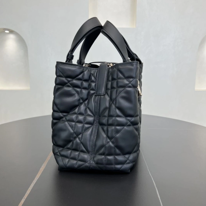 StreetReady Dxxr Shopping Bags 61165