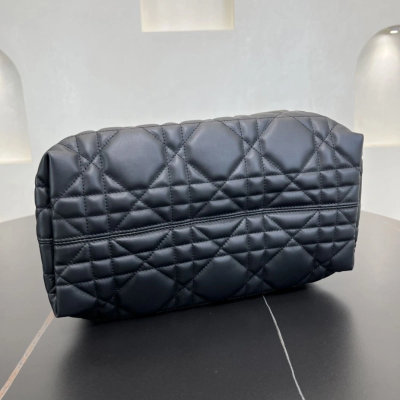 StreetReady Dxxr Shopping Bags 61165