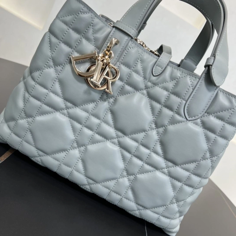 Sleek Dxxr Shopping Bags 61080