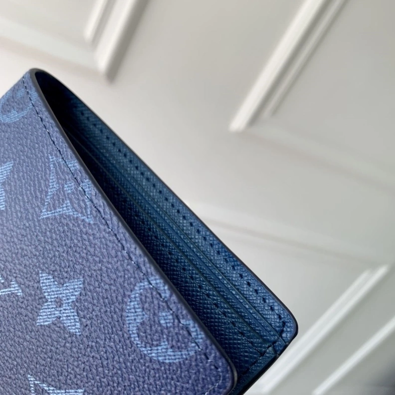 Vibrant LX Wallets 3022