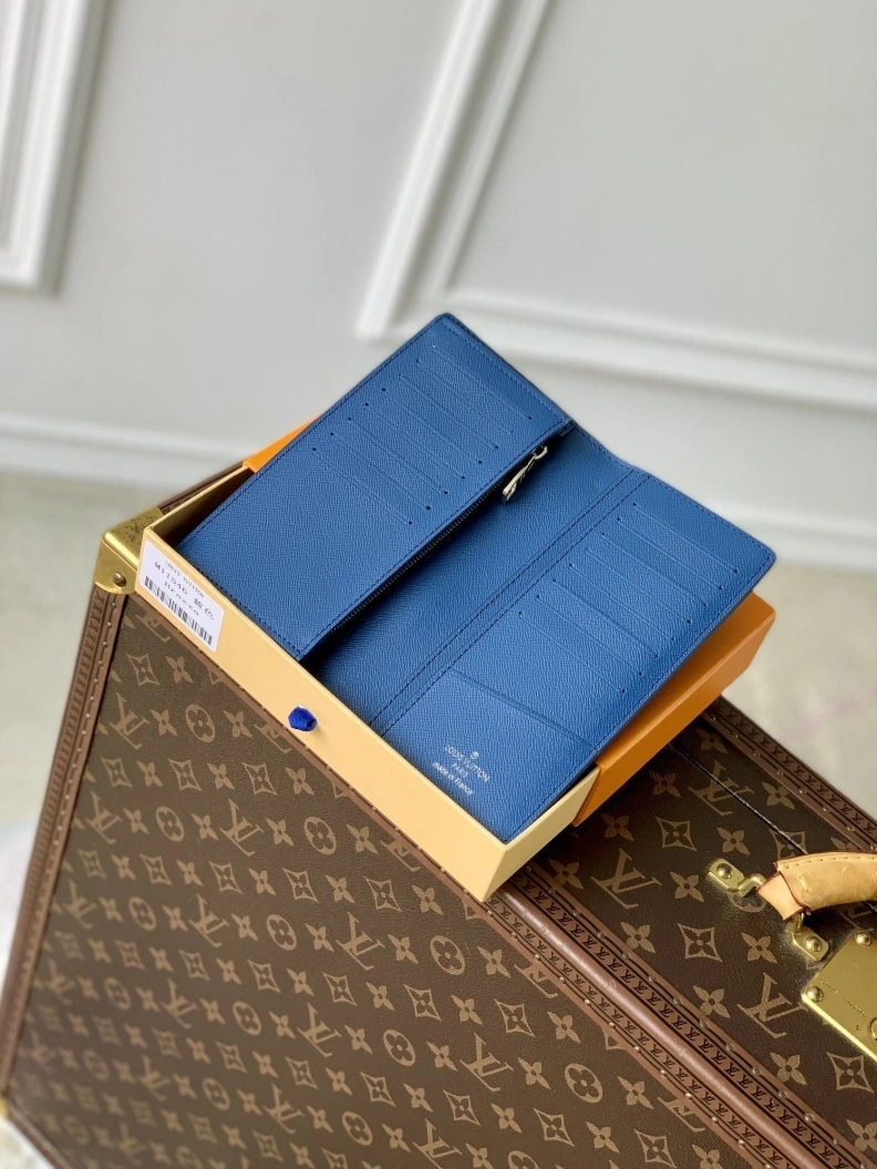 Fashionable LX Wallets 3002