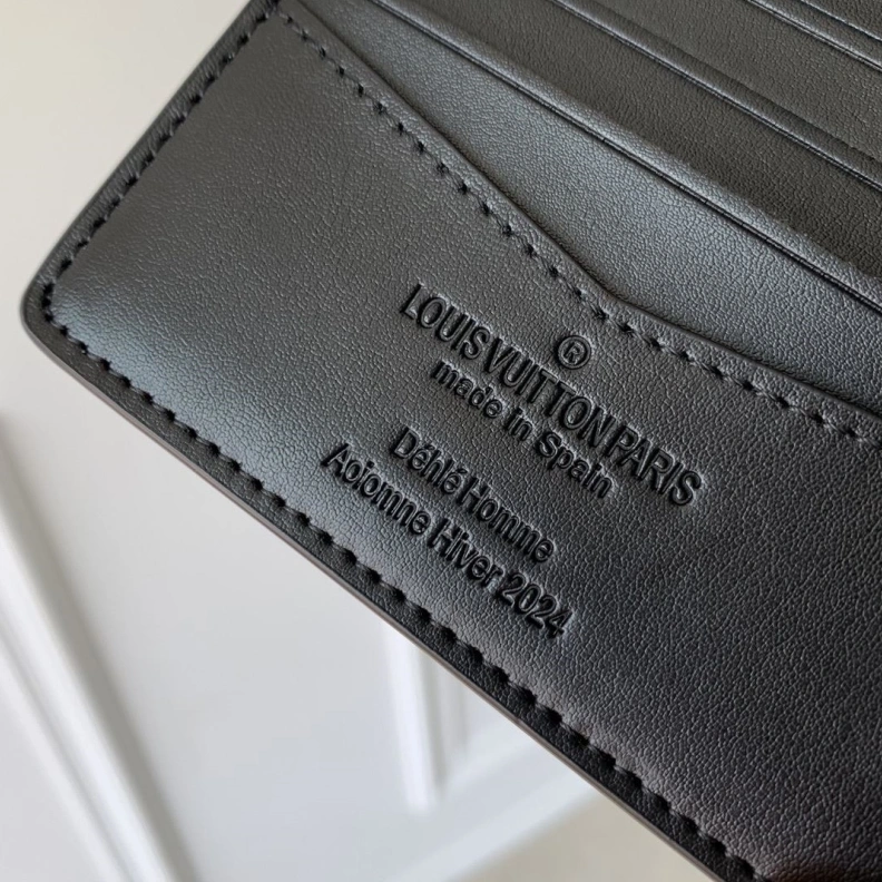 LX Wallets Cozy 3008