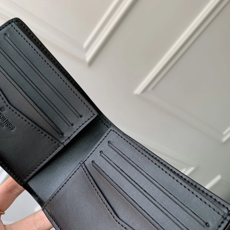 LX Wallets Cozy 3008