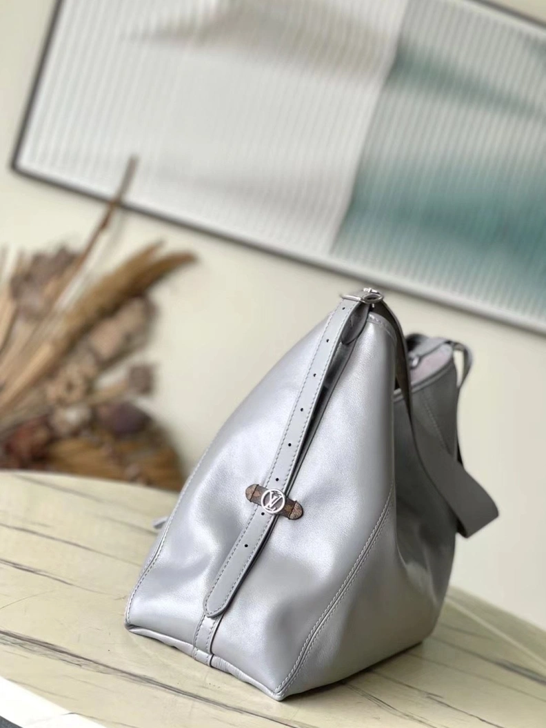 Versatile LX Top Handle Bags 3056