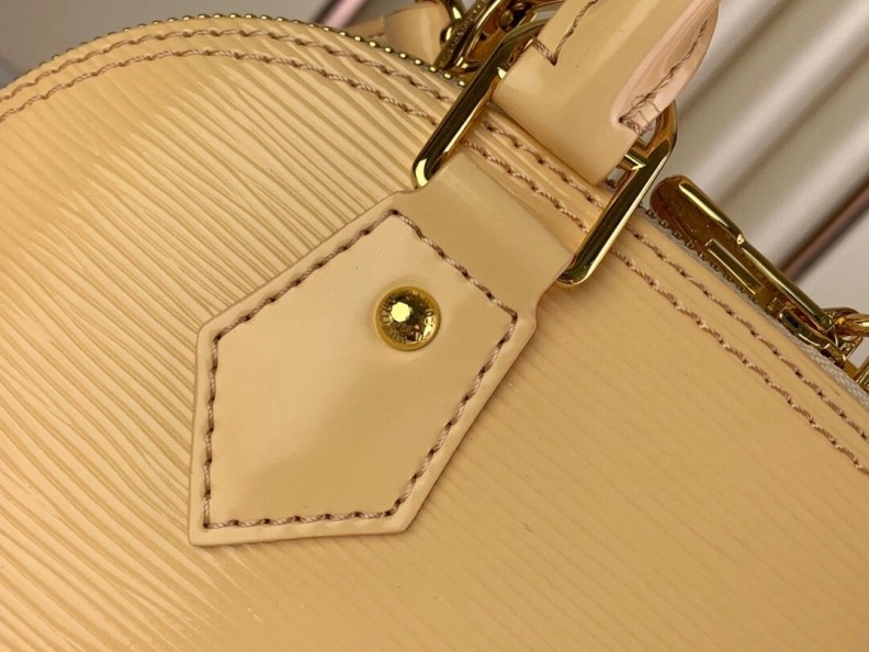 Bold LX Top Handle Bags 3052