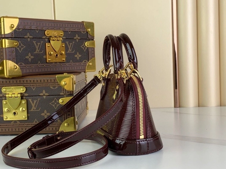 DailyWear LX Top Handle Bags 3048