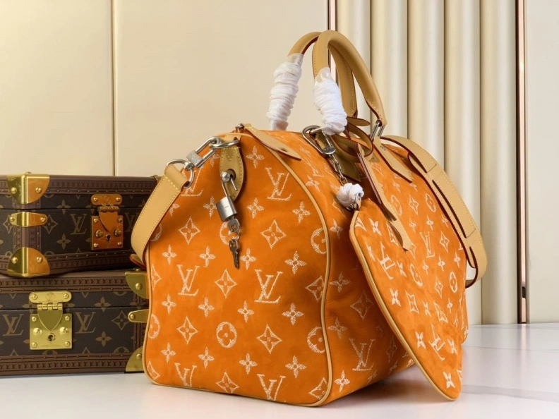 Soft LX Travel Bags 3040