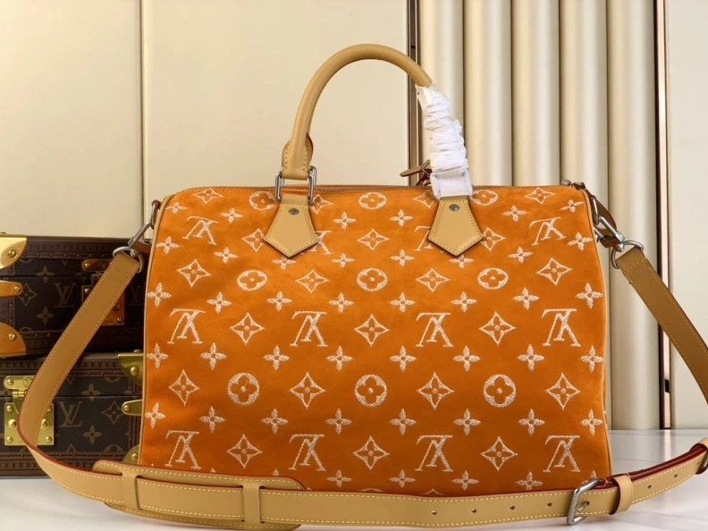 Soft LX Travel Bags 3040