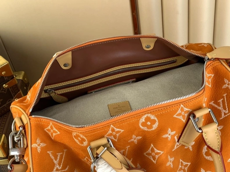 Soft LX Travel Bags 3040
