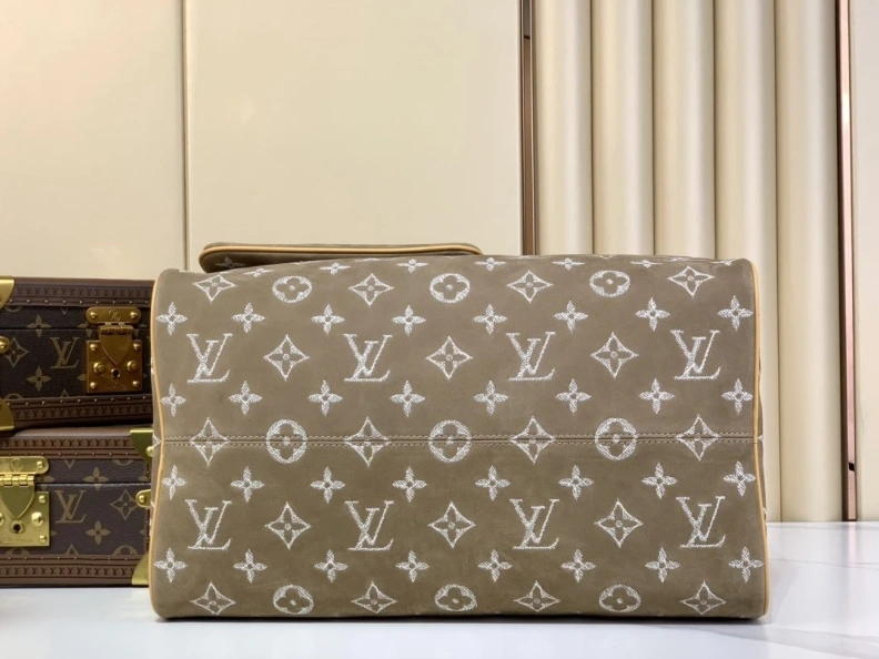 Resilient LX Travel Bags 3031