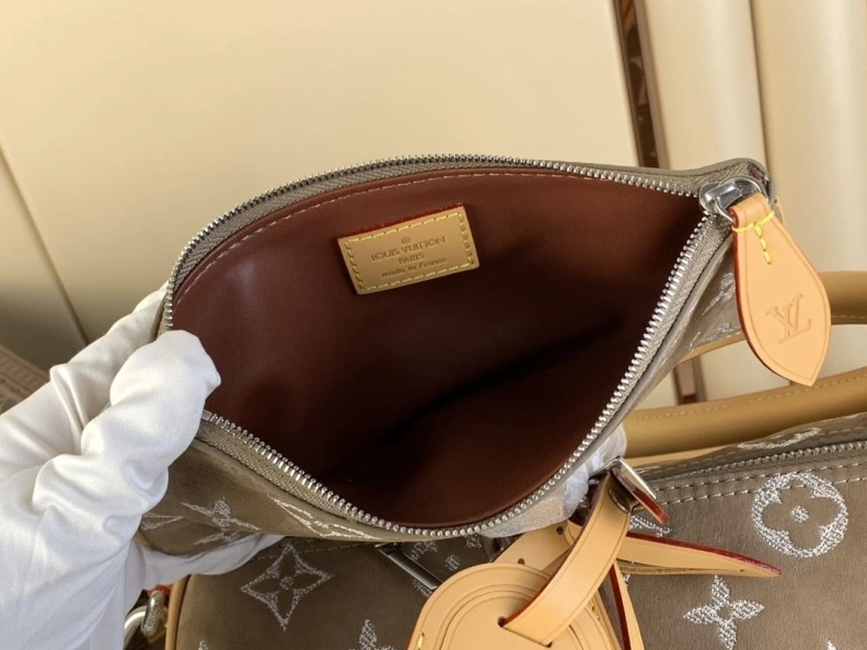 Resilient LX Travel Bags 3031