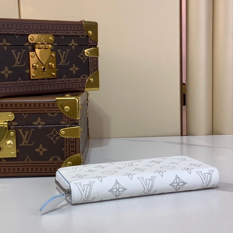 Comfortable LX Wallets 3005